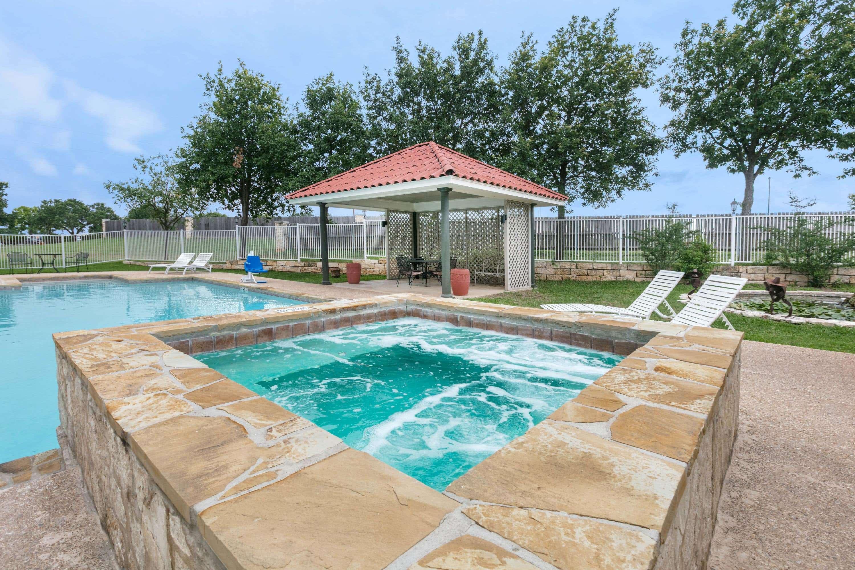 La Quinta By Wyndham Fredericksburg Hotel Exterior photo